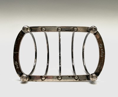 Lot 435 - A Goldsmiths & Silversmiths Co Ltd, silver...
