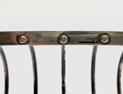 Lot 435 - A Goldsmiths & Silversmiths Co Ltd, silver...