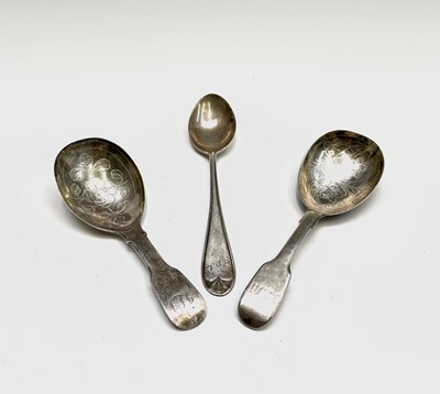 Lot 449 - Two silver fiddle pattern caddy spoons each...