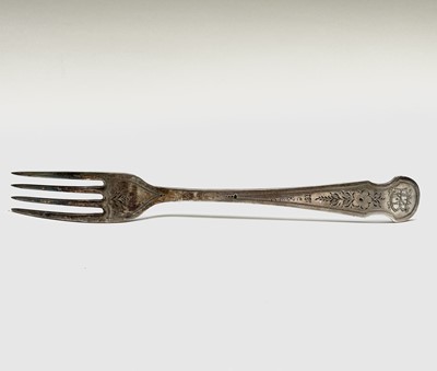 Lot 369 - Grape scissors, cake knives with silver bladed...