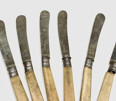 Lot 369 - Grape scissors, cake knives with silver bladed...