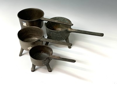 Lot 427 - A bronze skillet, early 18th century,...