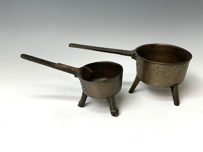 Lot 427 - A bronze skillet, early 18th century,...