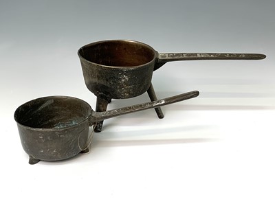 Lot 432 - An 18th century bronze skillet, the handle...