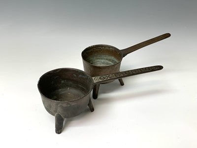 Lot 434 - An 18th century bronze skillet, the handle...