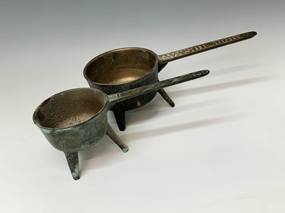 Lot 443 - An 18th century bronze skillet, the handle...