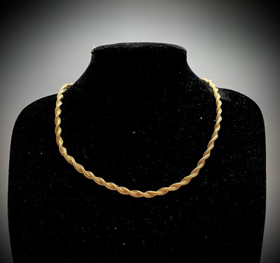 Lot 6 - A 9ct gold rope twist necklace 44cm 11.8gm