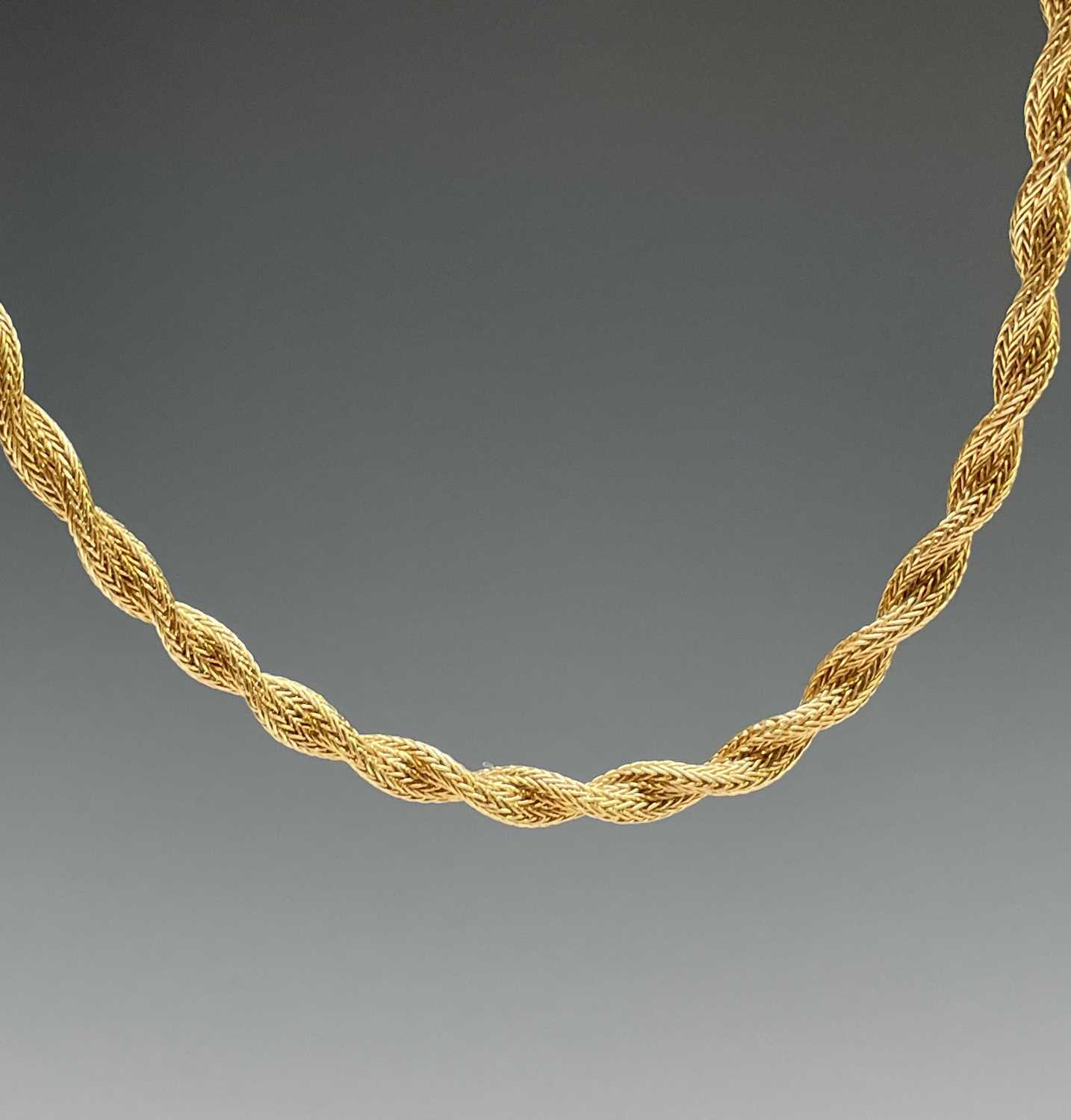Lot 6 A 9ct gold rope twist necklace 44cm 11.8gm