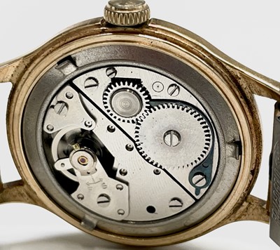 Lot 208 - An Ingersol 5 Jewel gentleman's wristwatch in...