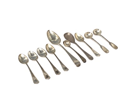 Lot 387 - Eight silver spoon 4.9oz (10)