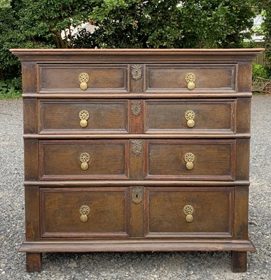 Lot 121 - An oak chest of drawers, circa 1700, with four...
