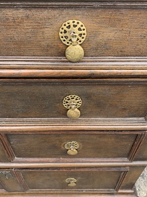 Lot 121 - An oak chest of drawers, circa 1700, with four...