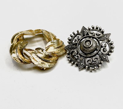 Lot 187 - A quantity of costume jewellery and watches in...