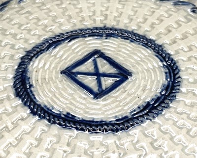 Lot 527 - An 18th century pierced creamware basket,...