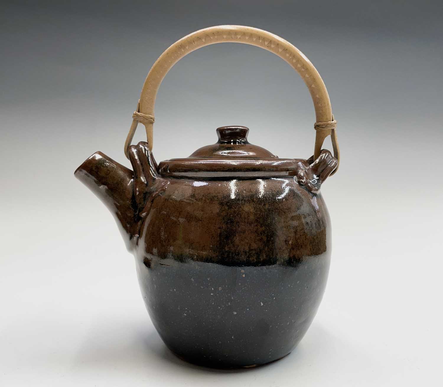 Lot 1287 - Trevor CORSER (1938-2015) A tenmoku glaze...