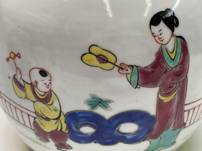 Lot 209 - Three Chinese porcelain ginger jars and a...