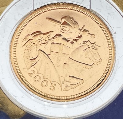 Lot 20 - Great Britain Gold Half Sovereign 2005 Queen...