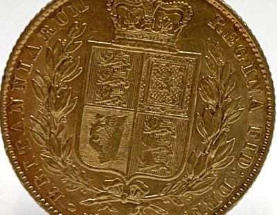 Lot 21 - Great Britain Gold Sovereign 1847 Queen...