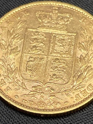 Lot 21 - Great Britain Gold Sovereign 1875 Shield Back....
