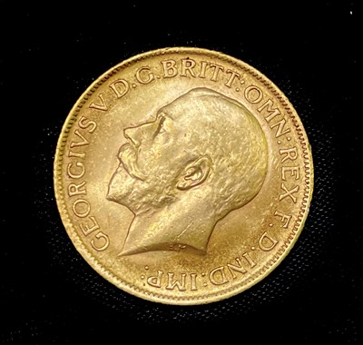 Lot 23 - Great Britain Gold Sovereign 1914 NEF George V