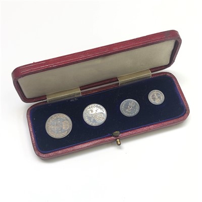 Lot 2638 - A set of Maundy Money, 1920, original box.