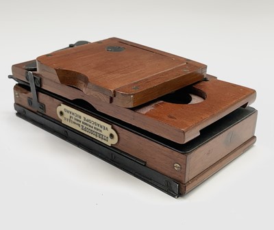 Lot 47 - A mahogany folding stereoscope viewer,...