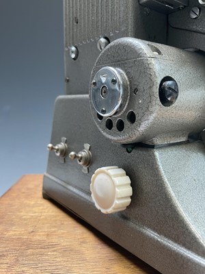 Lot 122 - A Specto 500 projector, height 36cm, with wood...