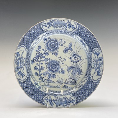 Lot 50 - A Chinese Export porcelain blue and white...