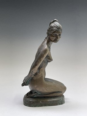 Lot 1073 - Alec WILES (1924) Kneeling Nude Bronzed resin...