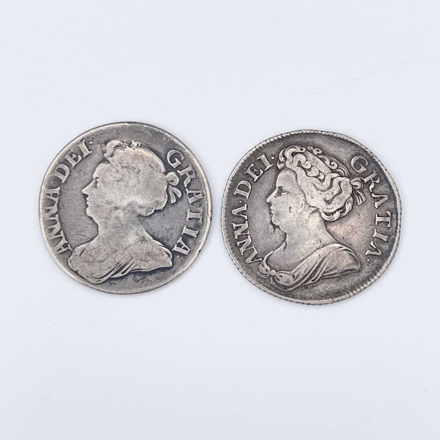 Lot 32 - Queen Anne Shillings x 2. 1709 Plain F, 1713...