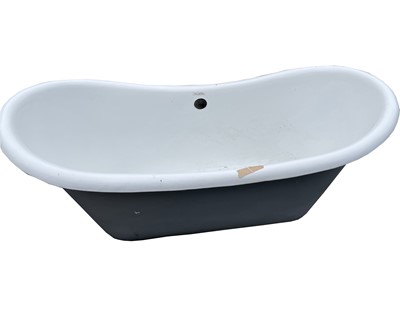 Lot 640 - A cast iron child's bath, modern, length 124cm,...