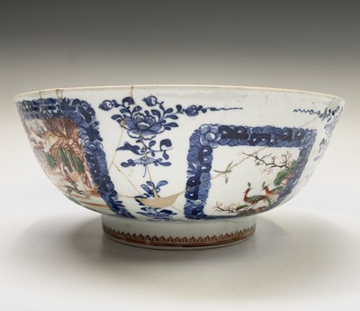 Lot 58 - A Chinese Export famille verte bowl, 18th...