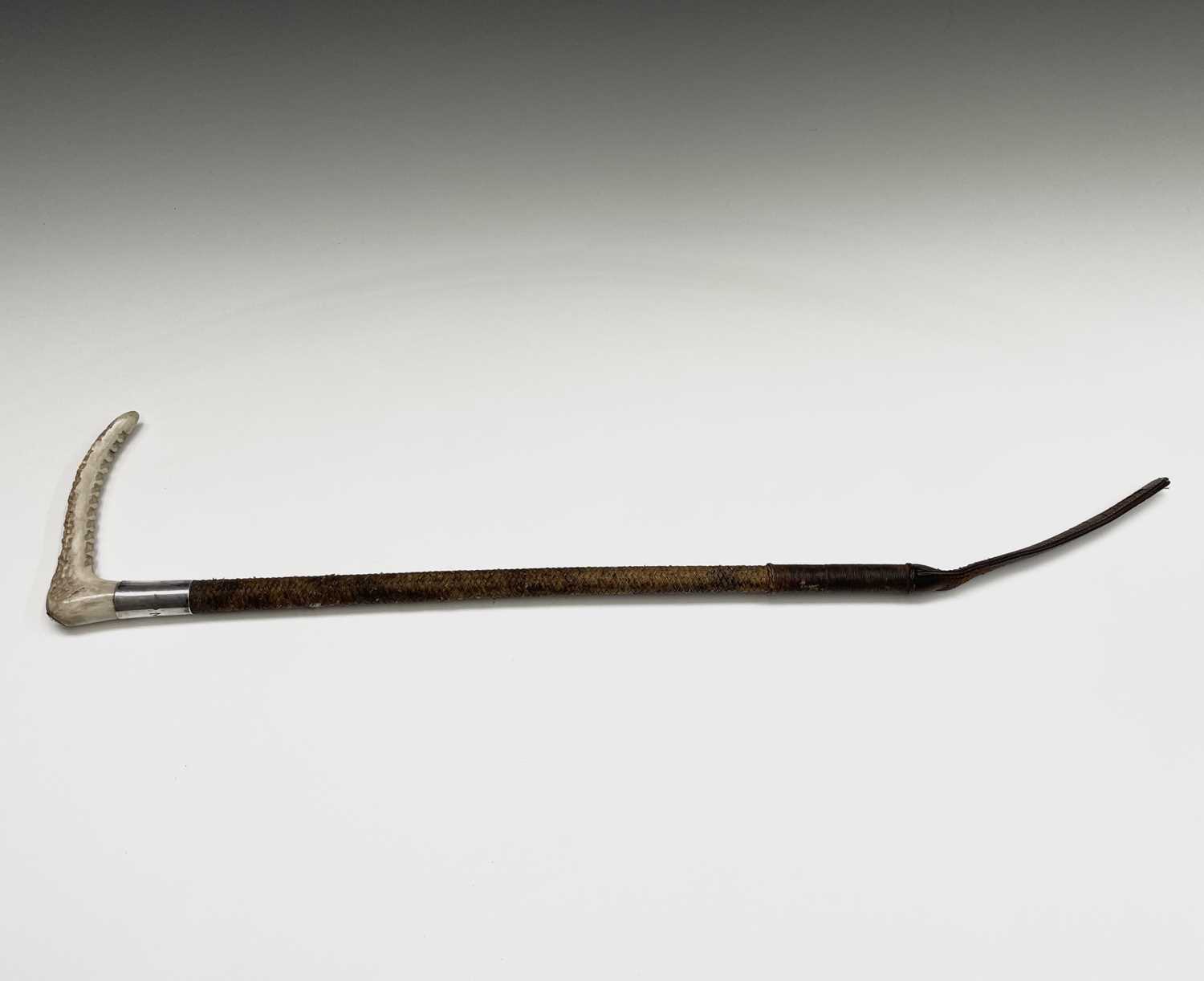 Lot 54 - A Swaine hunting whip, with antler grip,...