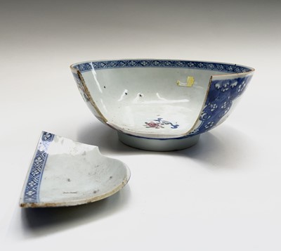 Lot 70 - Five Chinese famille rose porcelain bowls,...