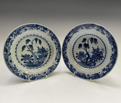 Lot 59 - A set of six Chinese porcelain blue and white...