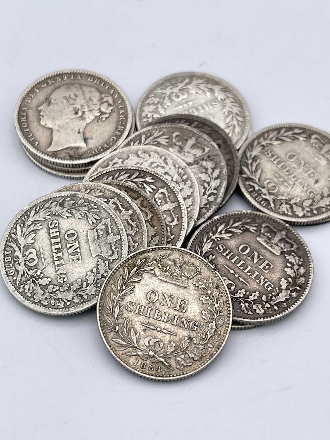 Lot 32 - Great Britain 1/- Queen Victoria 1879-1886...