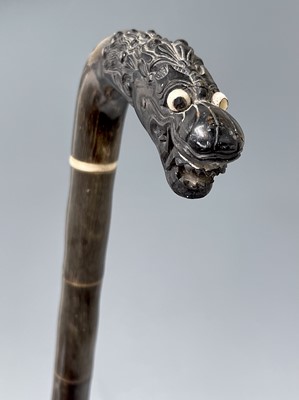 Lot 131 - A Chinese horn walking stick, 19th century,...