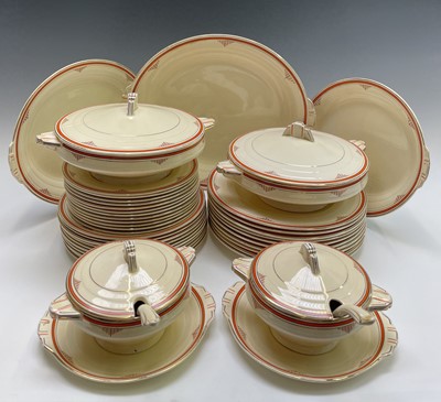 Lot 849 - An Art Deco period Grindley dinner service...