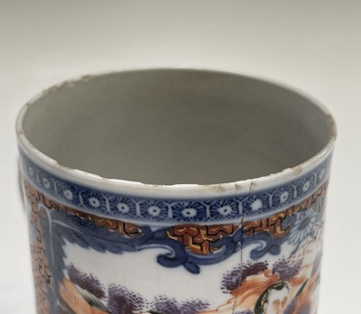 Lot 99 - A Chinese Export Mandarin pattern porcelain...