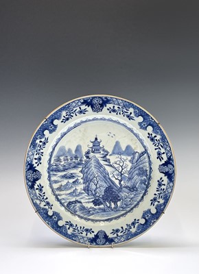 Lot 153 - A large Chinese porcelain blue and white...