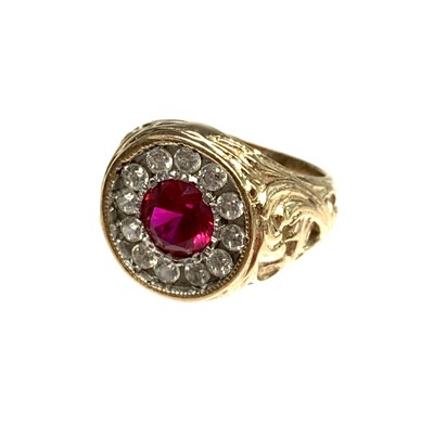 Lot 185 - A 9ct red and white stone set ring with...
