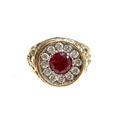 Lot 178 - A 9ct red and white stone set ring with...