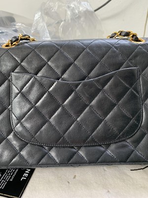 Lot 2828 - Chanel. Vintage shoulder bag. Classic Double...