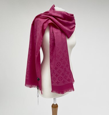 Lot 2824 - A Louis Vuitton pink monogram design cashmere...