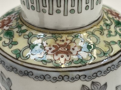 Lot 94 - A Chinese famille verte porcelain vase, 19th...