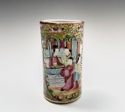 Lot 164 - A Chinese Canton porcelain brush pot, 19th...