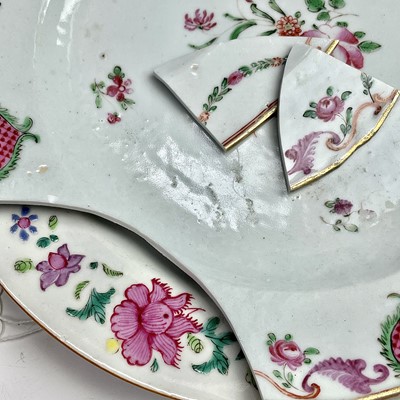 Lot 181 - Two Chinese famille rose porcelain plates,...