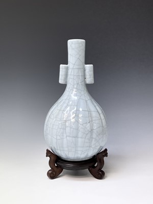 Lot 143 - A Chinese Ge type crackle-glazed arrow vase,...