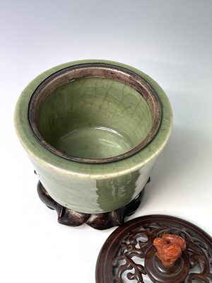 Lot 308 - A Chinese longquan celadon censer, Song/Yuan...