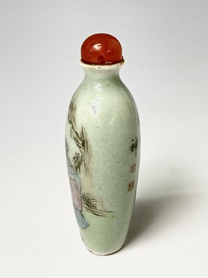 Lot 331 - A Chinese famille rose snuff bottle, Qianlong...